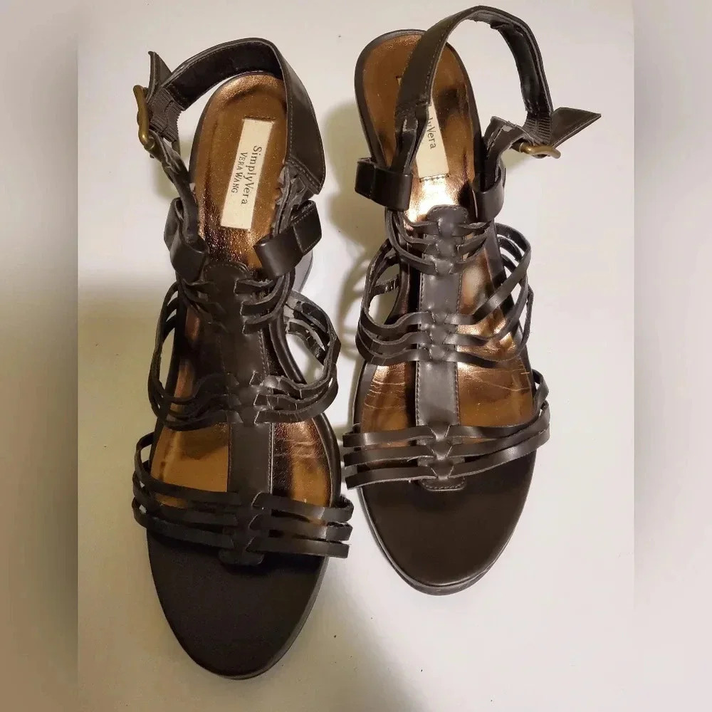 Simply Vera Wang women's size 10